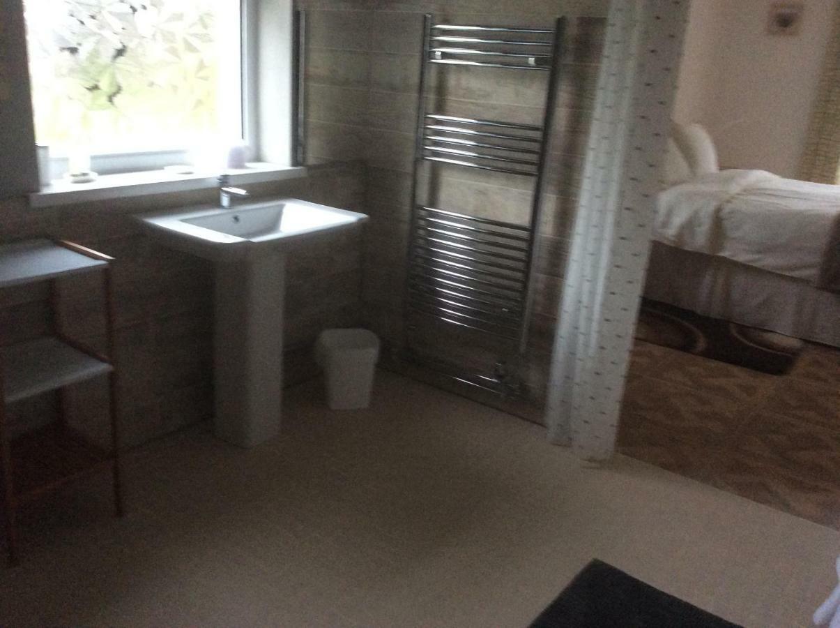 Pembrokeshire Fields Hotel Haverfordwest Luaran gambar
