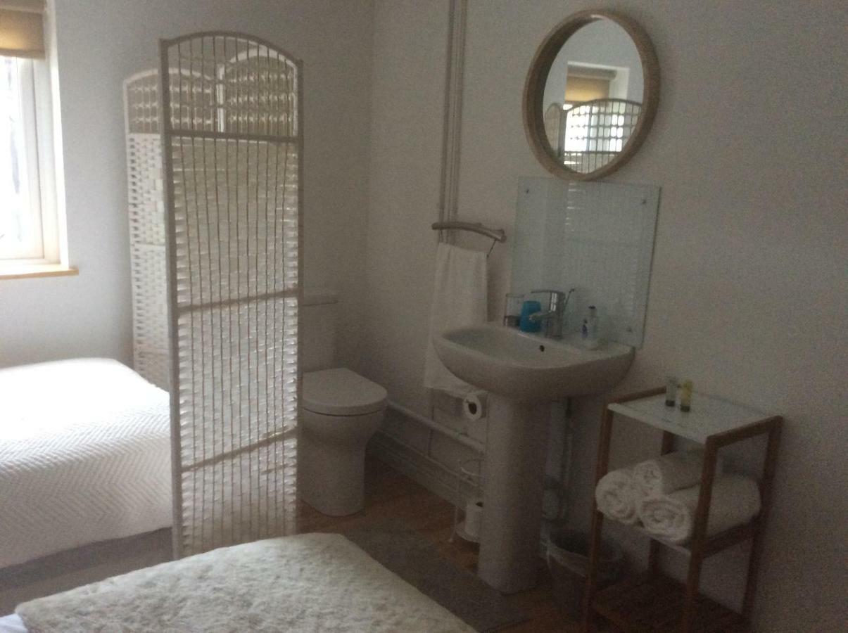 Pembrokeshire Fields Hotel Haverfordwest Luaran gambar
